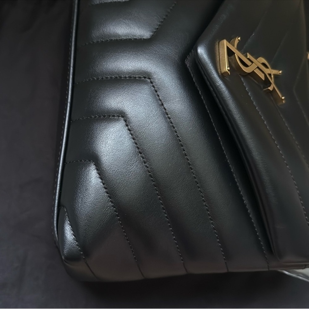 Saint Laurent Loulou Small YSL Shoulder Bag in Quilted Leather Gold Hardware - Picture 7 of 16